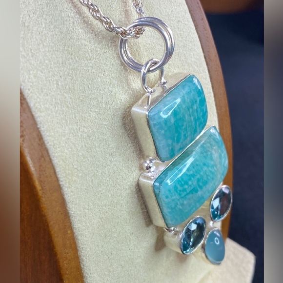 Large Beautiful Amazonite Cabachon Napier And Topaz retail $185 - Picture 1 of 3